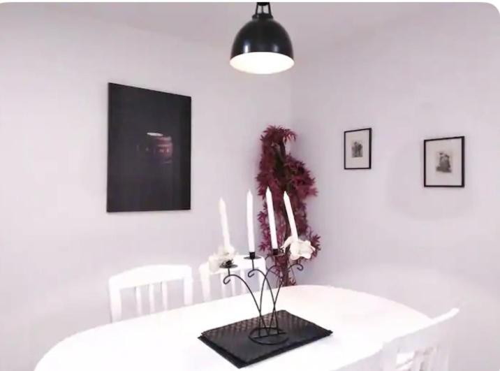 Warm Apartment - Lleida Luaran gambar